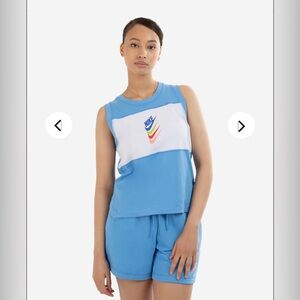NWT NIKE NSW DNA Top Women's Style: DM6754-412 100% COTTON Size Medium
